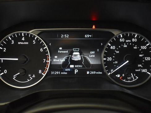 Used 2022 Nissan Pathfinder SL w/ SL Premium Package AWD/4WD image 29