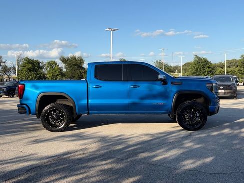 Used 2022 GMC Sierra 1500 AT4X AWD/4WD image 4