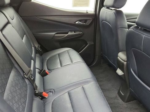 Used 2022 Chevrolet Bolt EUV LT w/ Convenience Package image 22