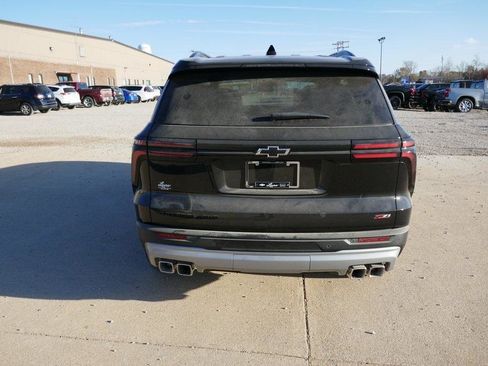 New 2026 Chevrolet Traverse Z71 image 4