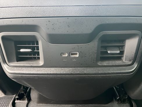 Used 2022 Chevrolet Silverado 1500 LT w/ Protection Package RWD image 32