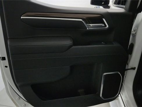 Used 2023 Chevrolet Silverado 1500 RST image 15