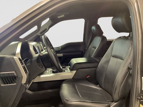 Used 2019 Ford F150 Lariat w/ Equipment Group 502A Luxury RWD image 10