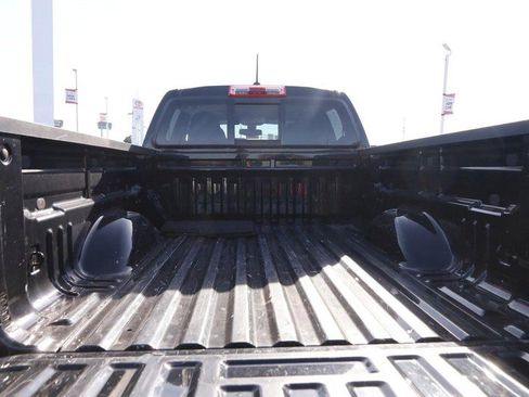 Used 2017 GMC Canyon SLT w/ Trailering Package image 6