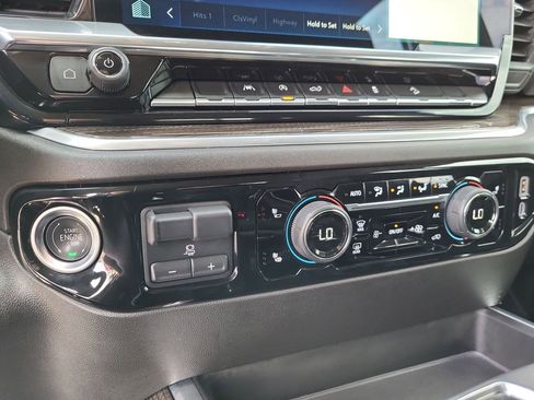 Used 2025 Chevrolet Silverado 1500 RST image 20