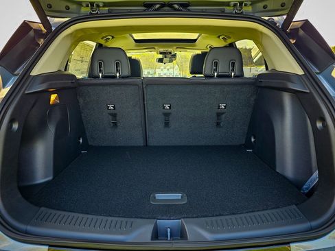New 2026 Buick Encore GX Sport Touring AWD/4WD image 33