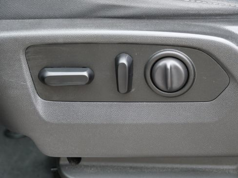 Used 2019 Chevrolet Silverado 1500 RST AWD/4WD image 13