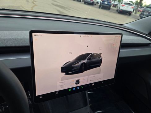 Used 2025 Tesla Model 3 RWD image 18