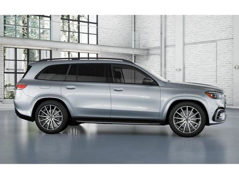 New 2026 Mercedes-Benz GLS 450 4MATIC image 14