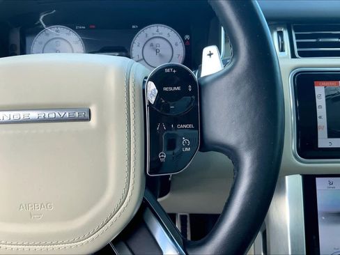 Used 2020 Land Rover Range Rover LWB SV Autobiography image 22