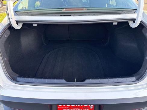 Used 2025 Kia K4 LXS image 6