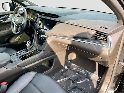 Certified 2023 Cadillac XT5 Premium Luxury AWD/4WD image 37
