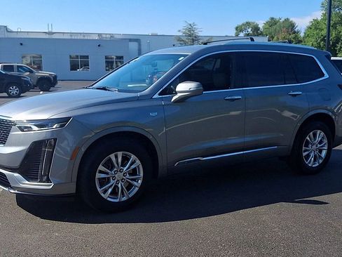 Certified 2025 Cadillac XT6 Luxury AWD/4WD image 7