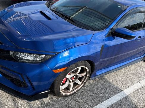 Used 2019 Honda Civic Type R image 4
