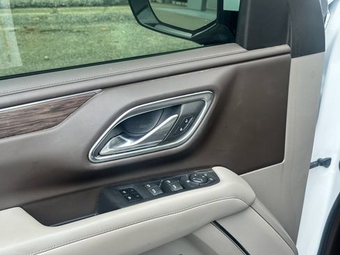 Used 2021 Chevrolet Tahoe LT AWD/4WD image 8