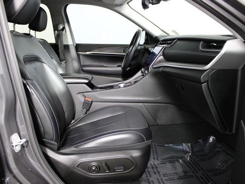 Used 2021 Jeep Grand Cherokee L Limited image 21