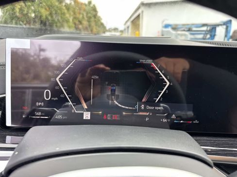 New 2026 BMW X5 xDrive40i w/ M Sport Package image 32