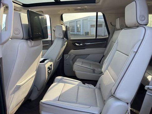 Used 2021 GMC Yukon Denali w/ Denali Ultimate Package image 13