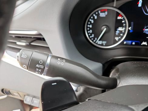 Used 2024 Buick Enclave Premium image 20