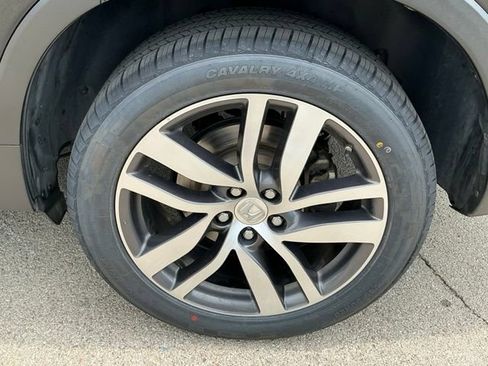 Used 2016 Honda Pilot Touring image 5