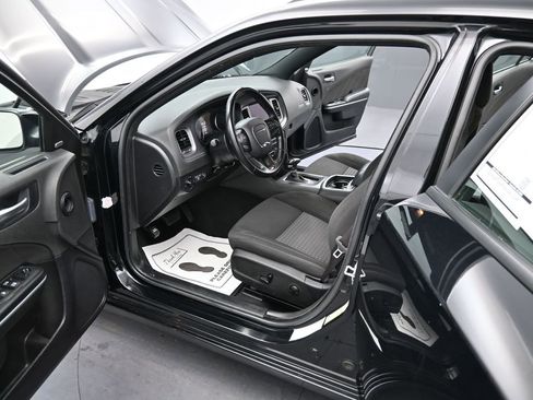 Used 2023 Dodge Charger SXT image 13