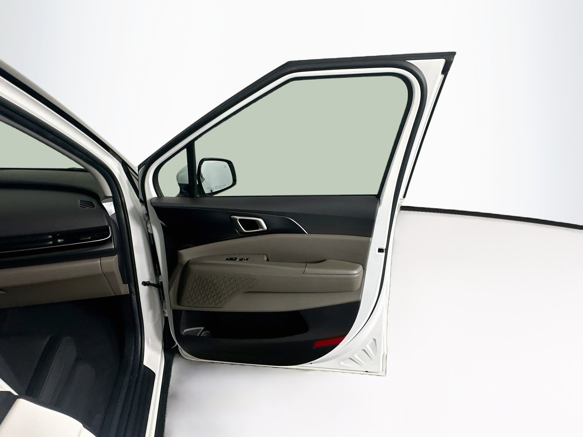 Used 2026 Kia Carnival FWD image 33