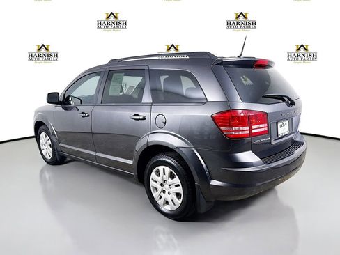 Used 2018 Dodge Journey SE w/ Mopar All Weather Group FWD image 5
