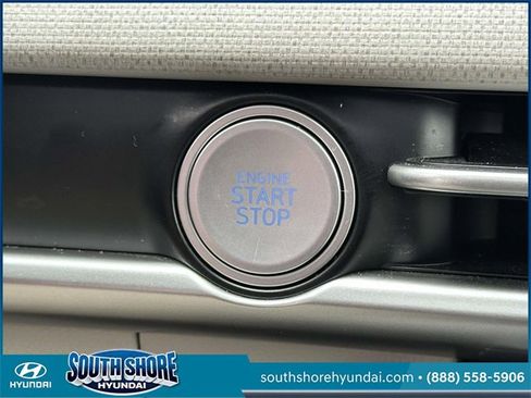 Certified 2025 Hyundai Tucson SEL image 28