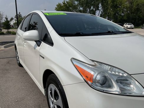 Used 2015 Toyota Prius Three FWD image 11