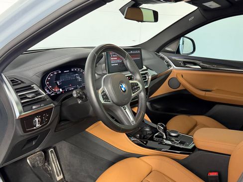 Used 2024 BMW X4 M40i w/ Premium Package image 4