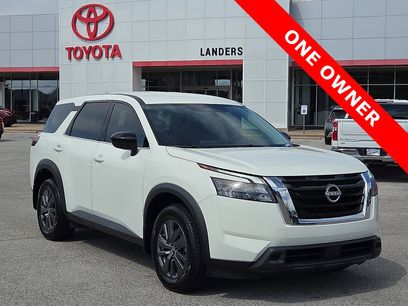 Used 2024 Nissan Pathfinder S
