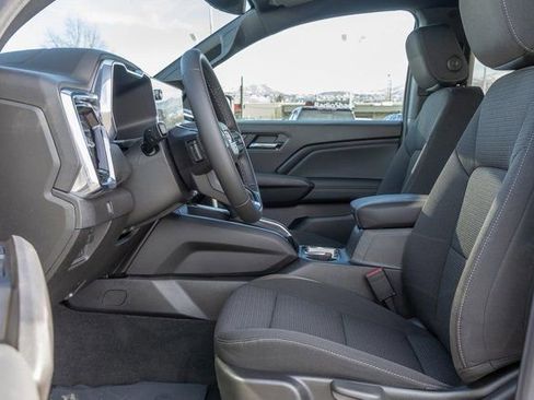 New 2026 GMC Canyon Elevation image 6