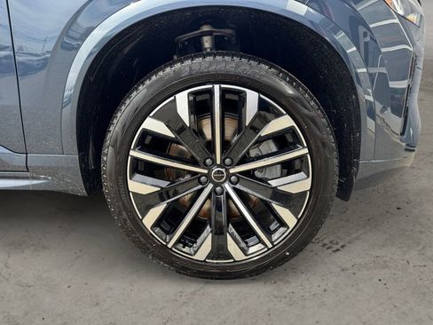 New 2026 Volvo XC90 T8 Ultra w/ Protection Package Premier AWD/4WD image 8