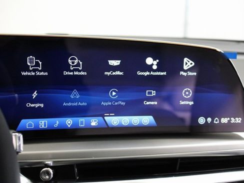 New 2026 Cadillac Lyriq Sport image 18