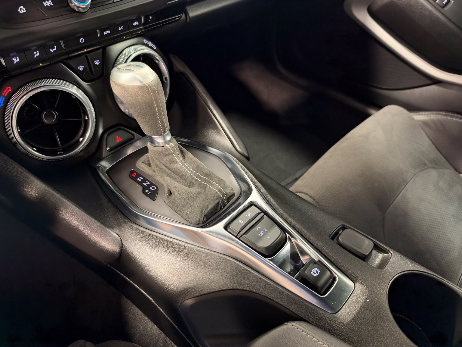 Used 2023 Chevrolet Camaro SS RWD image 33