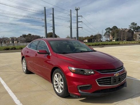 Used 2016 Chevrolet Malibu LT image 4