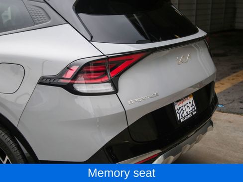 Used 2023 Kia Sportage SX image 7