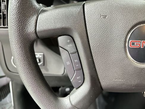 Used 2024 GMC Savana 2500 w/ Driver Convenience Package image 29