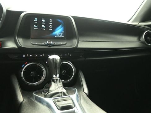 Used 2018 Chevrolet Camaro LT image 14