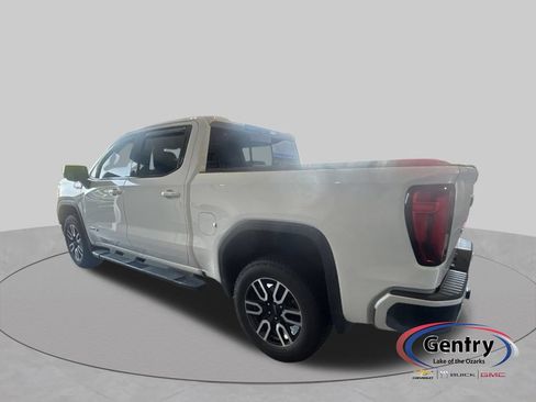 Used 2020 GMC Sierra 1500 AT4 w/ AT4 Premium Package AWD/4WD image 3