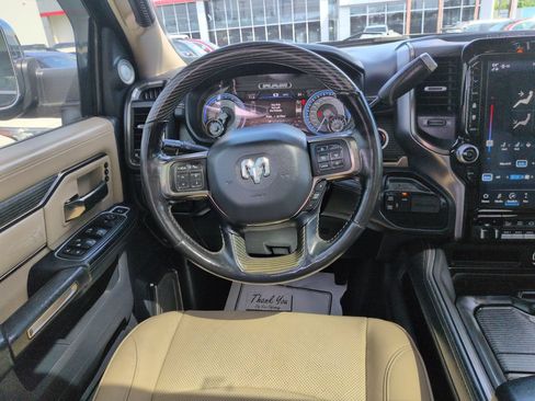 Used 2022 RAM 2500 Limited AWD/4WD image 13