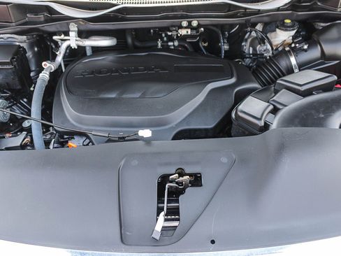 Used 2023 Honda Odyssey Elite image 27