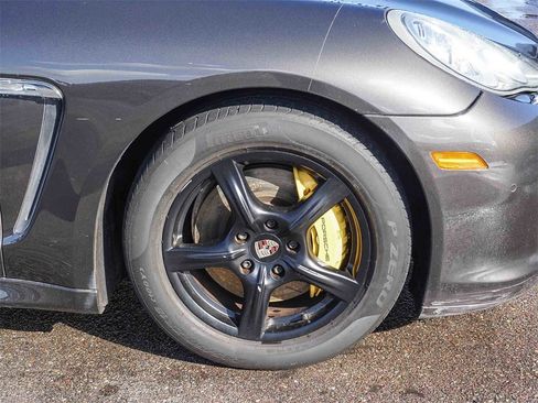 Used 2012 Porsche Panamera S image 9
