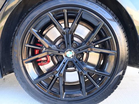 Used 2022 BMW M550i xDrive w/ Premium Package image 56