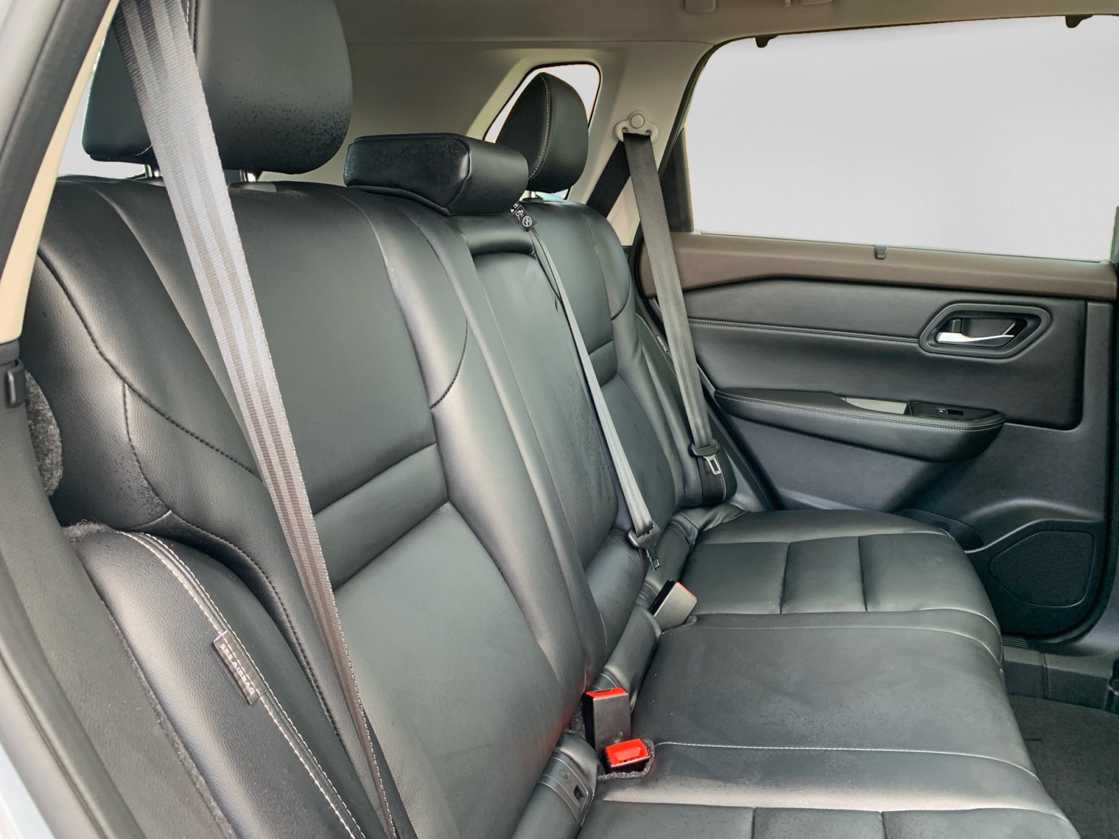 Used 2023 Nissan Rogue SL w/ SL Premium Package FWD image 31