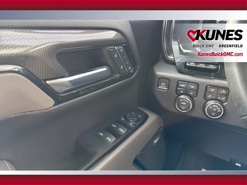 Used 2023 Chevrolet Silverado 1500 ZR2 w/ Technology Package AWD/4WD image 34