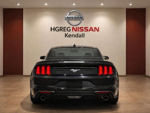 Used 2020 Ford Mustang Coupe w/ Equipment Group 101A RWD image 6