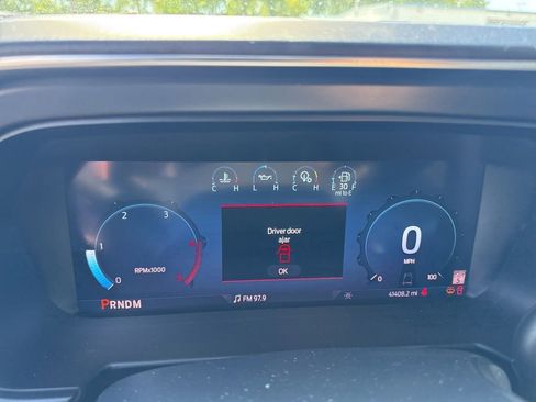 Used 2023 Ford F250 Platinum AWD/4WD image 8
