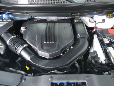 Used 2025 GMC Acadia Denali w/ Super Cruise Package FWD image 41