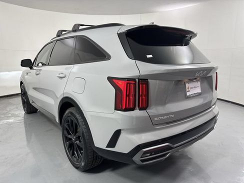 Used 2023 Kia Sorento SX FWD image 33